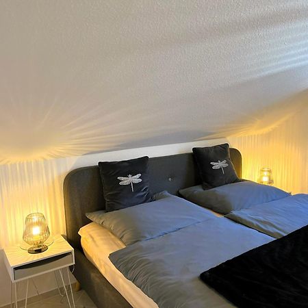 Zentrale Ferienwohnung Am Buhlschen Park In Deidesheim Exteriör bild